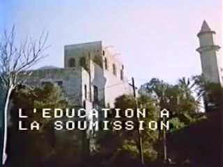 ThisVidScat Classic Fench : L education a la soumission Girl Sucking Dick - 1