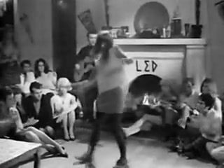 imageweb Party Classic: College Girls (1968 softcore) Gay Friend - 1